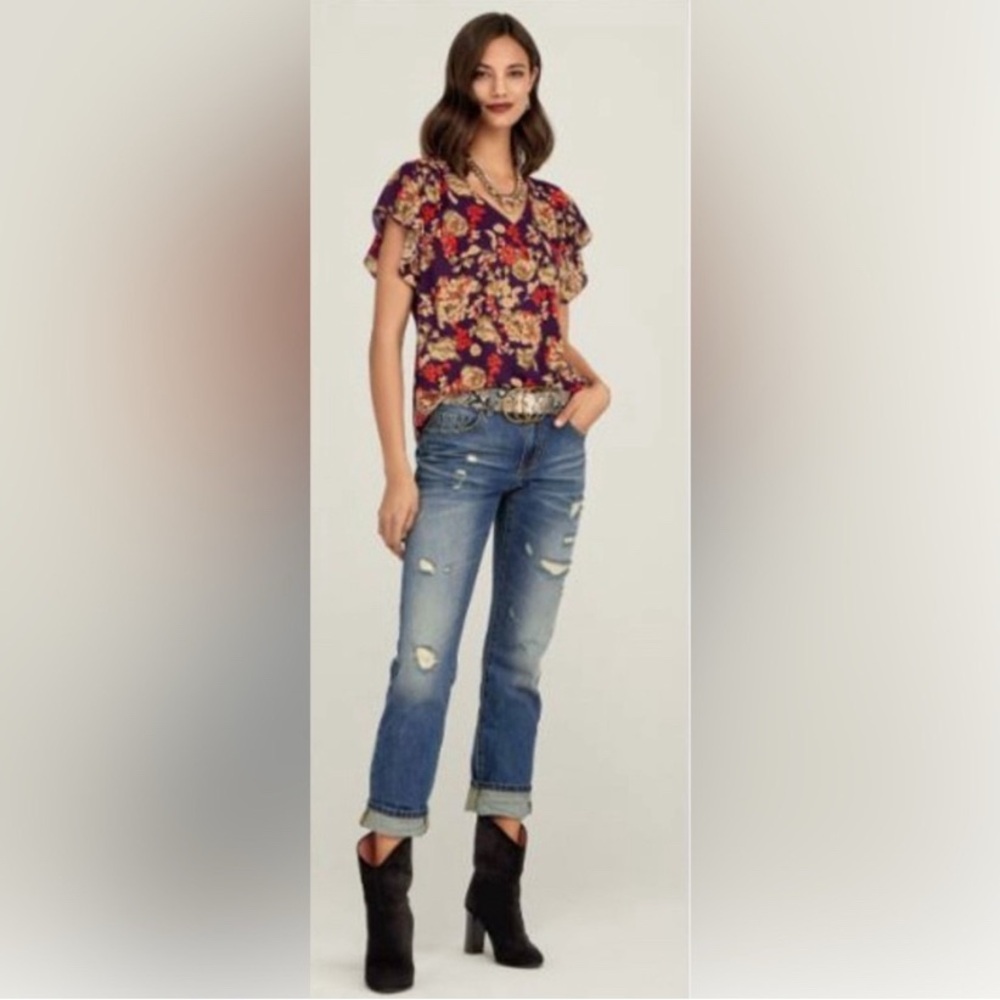 Cabi Distressed Boyfriend Jeans